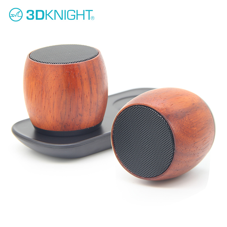 Latest Multi Functional Mini Wooden Wireless bt Speaker With Charging Dock